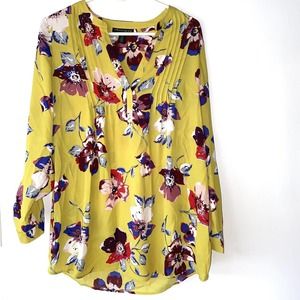 A Pea in the Pod Women's Maternity Blouse Long Sleeve Yellow Floral S small